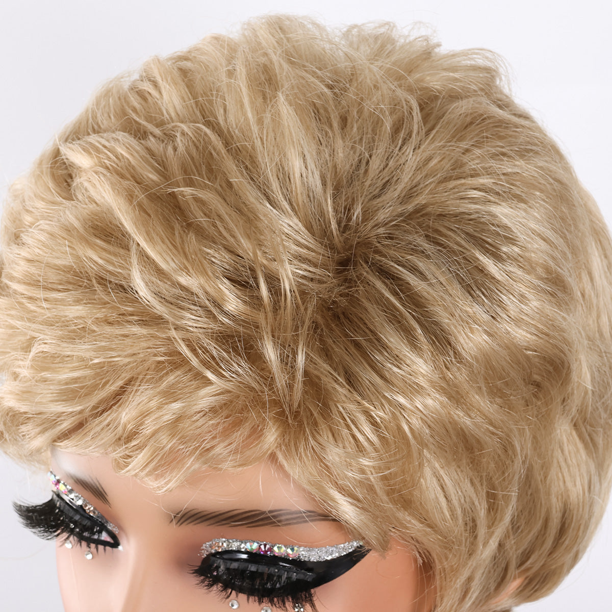 Trendy Fluffy Bob Wig – Realistic, Colorful, and Heat-Safe