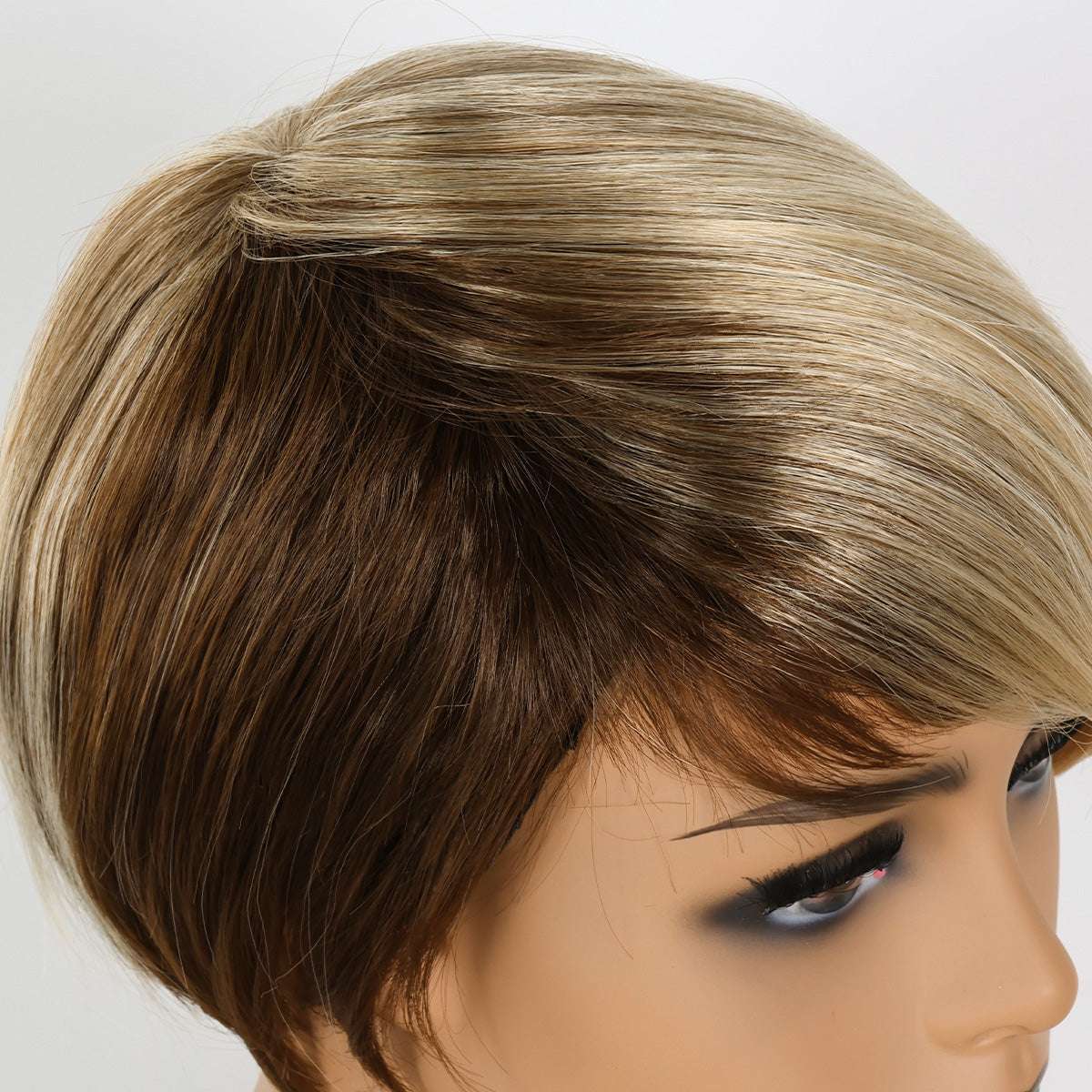 Everyday Fluffy Bob –Realistic Synthetic Hair Lightweight & Breathable for All-Day Wear