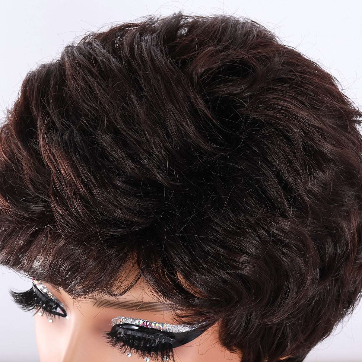 Trendy Fluffy Bob Wig – Realistic, Colorful, and Heat-Safe